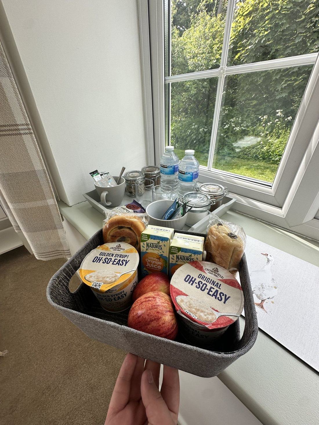 Breakfast Boxes, ready in the room